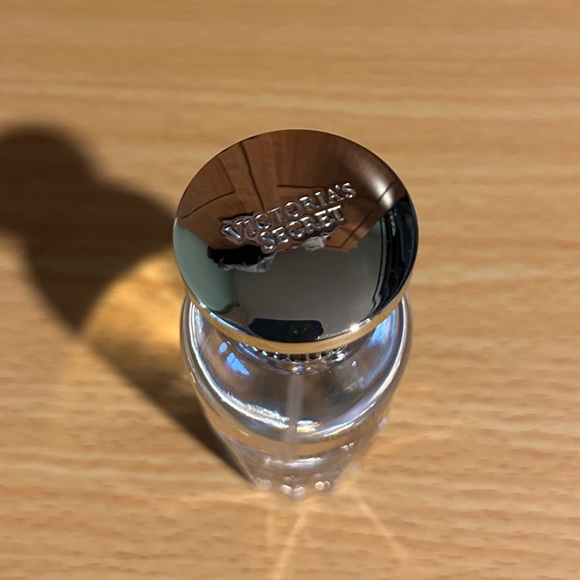 NEW VS Heavenly Eau de Parfum 1.7 Fl Oz / 50 ML - Picture 5 of 7